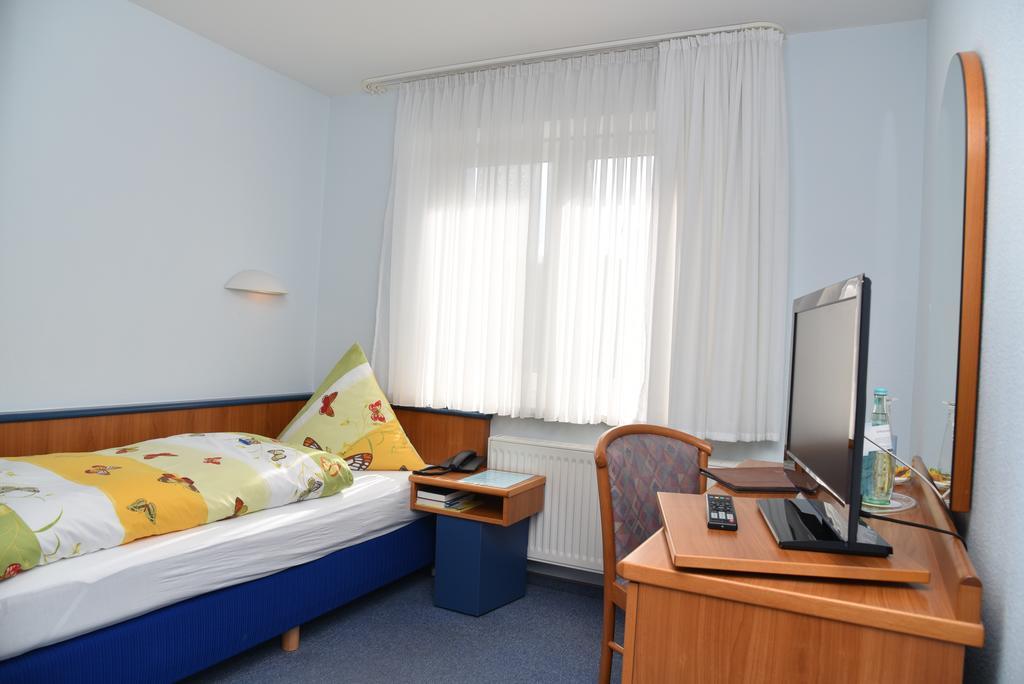 Hotel An Der Alten Porzelline Neuhaus am Rennweg Cameră foto